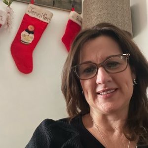 Meet your Posher, Jenn